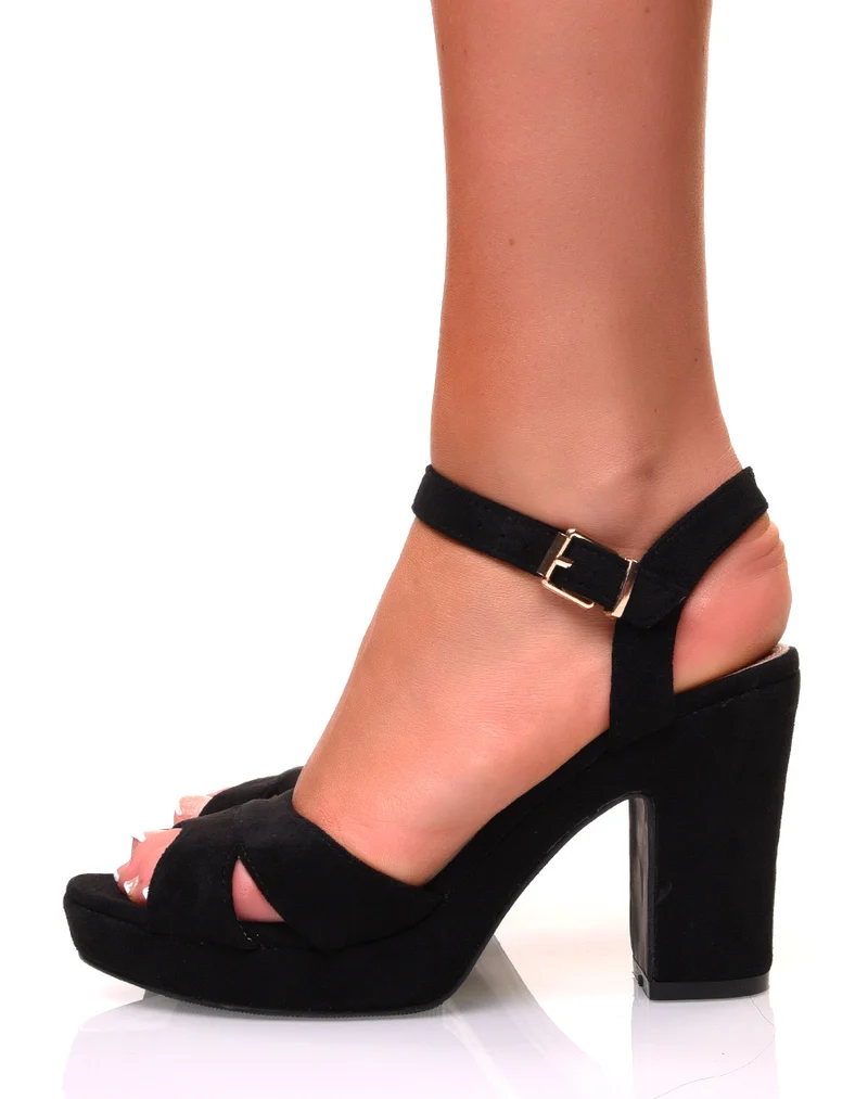 Sandales en suédine noires à petits talons carrés