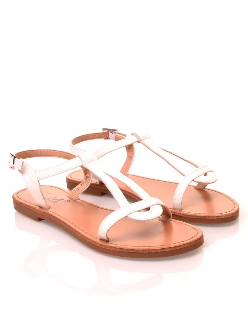 Nu-pieds simili cuir blancs à semelles plates