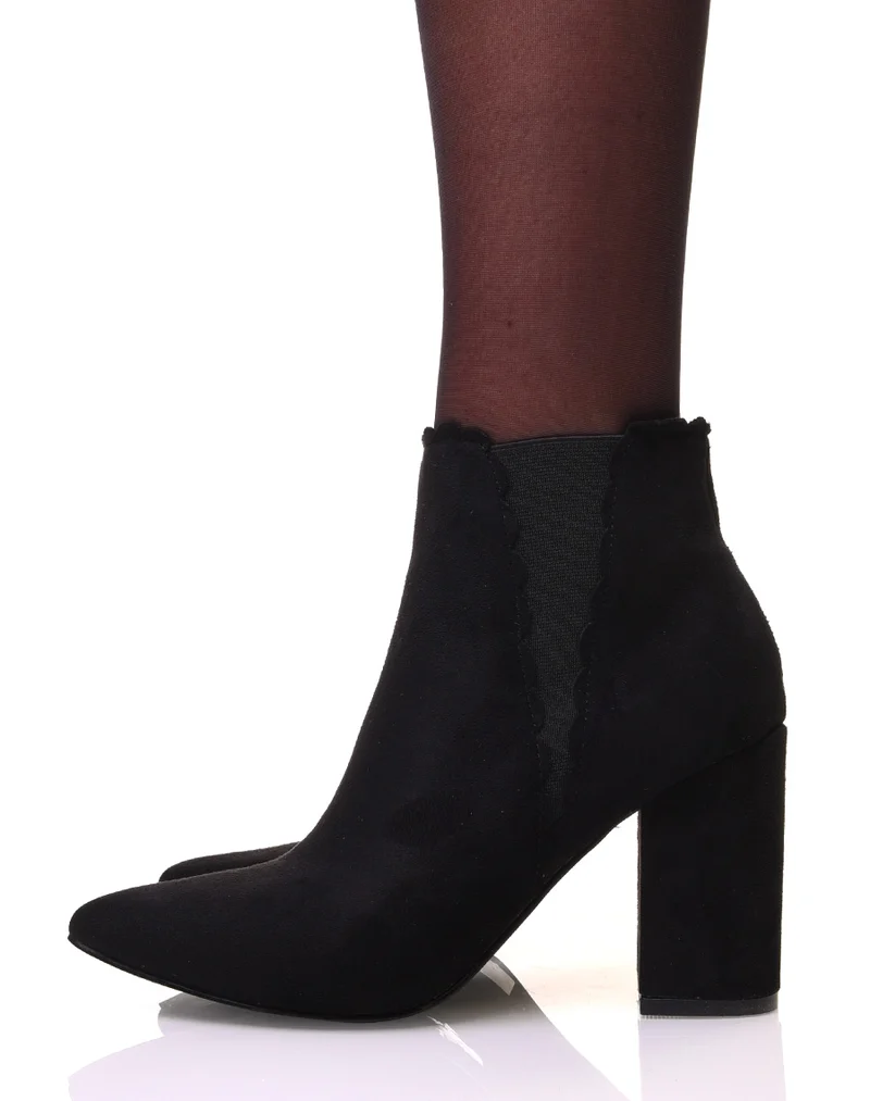 Bottines en suédine à bout pointus noires