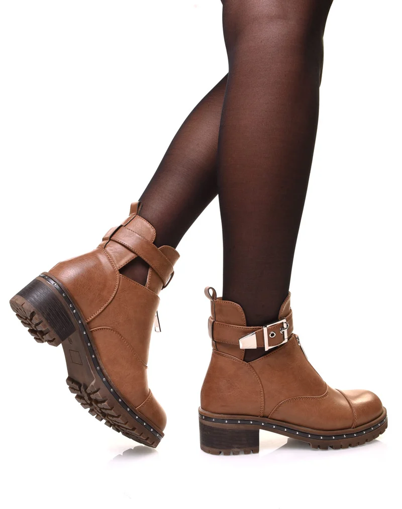 Bottines camelles ajourées à sangle