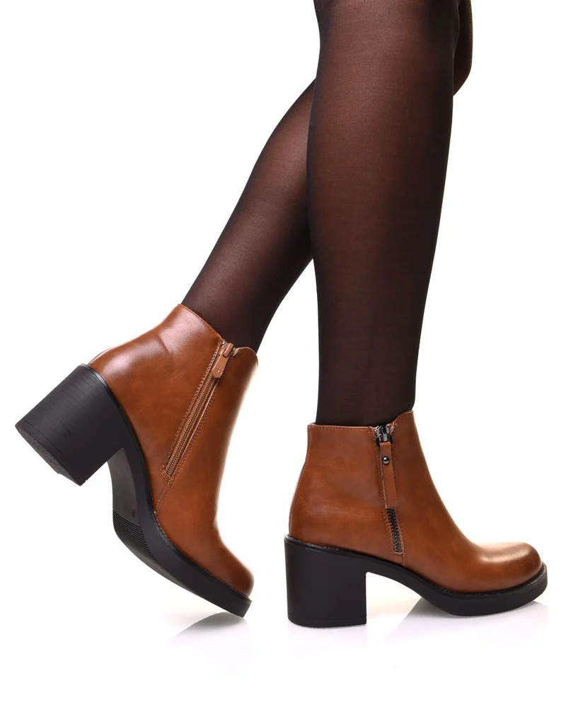 Bottines camelles à talon mi haut