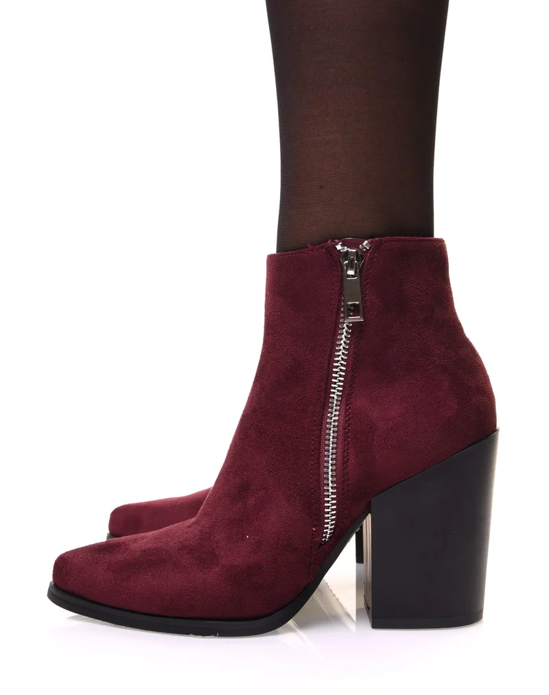 Bottines bordeaux en suédine à bout pointu