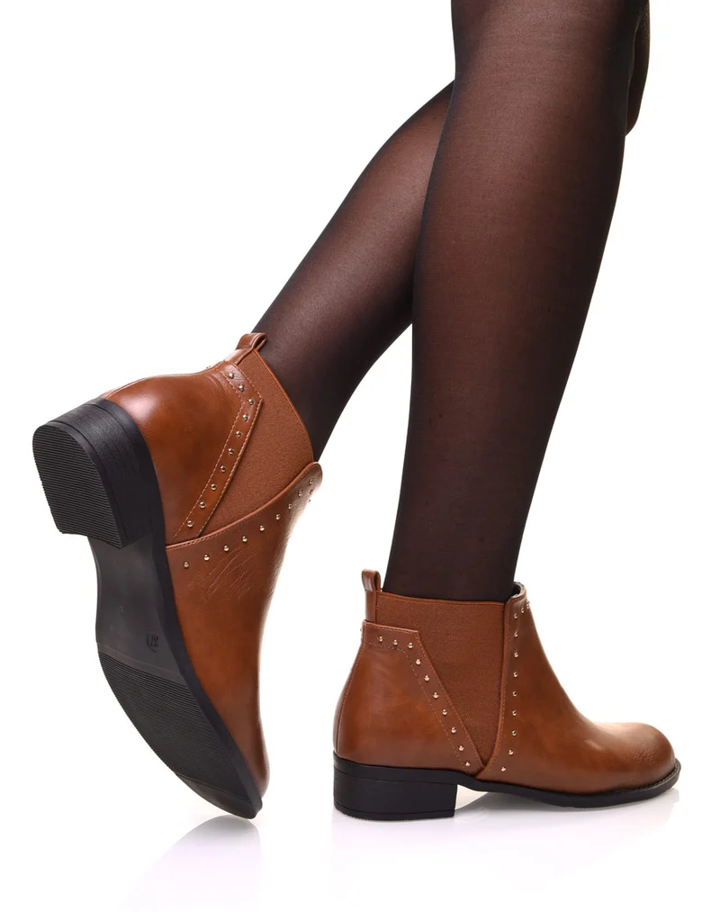Bottines camelles à élastiques ajourées