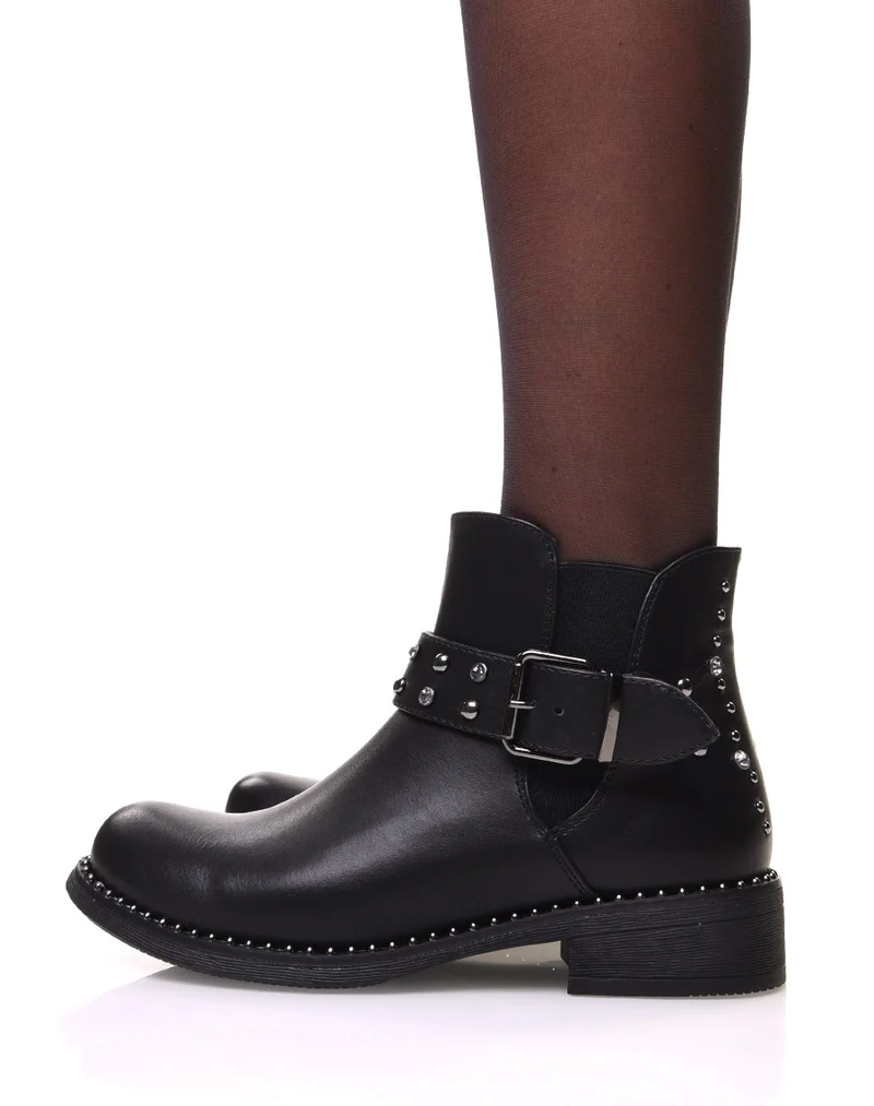 Bottines noires à sangle aux détails perles et strass