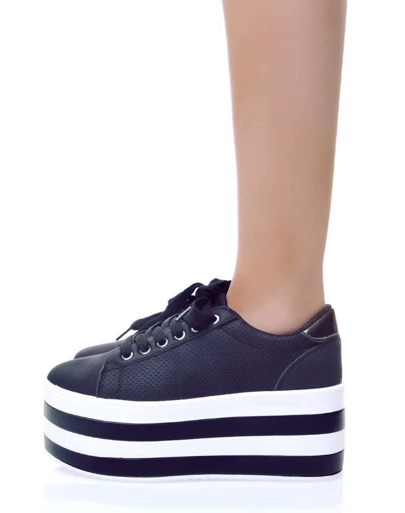 Baskets compensées noires
