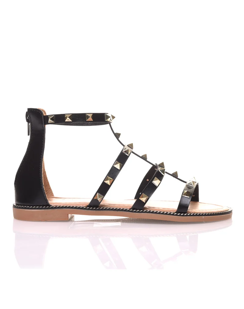 Nu-pieds noirs à brides cloutées