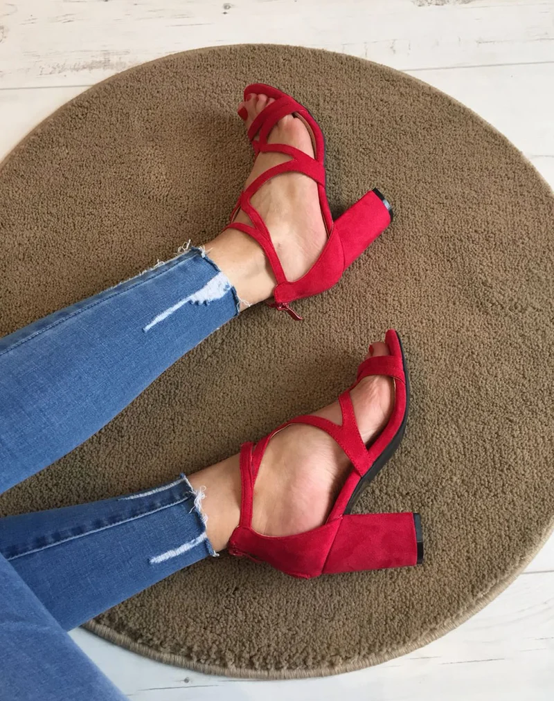 Sandales ouvertes rouge