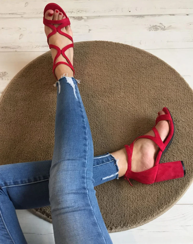 Sandales ouvertes rouge