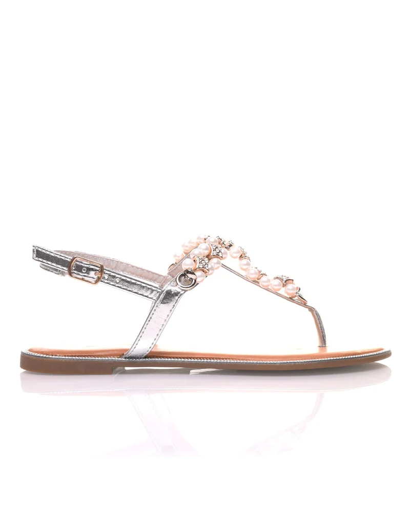 Nu-pieds argents ornées de perles