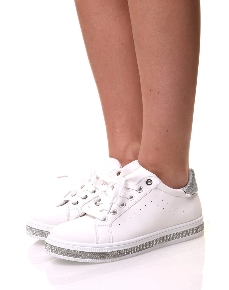 Baskets blanches avec strass