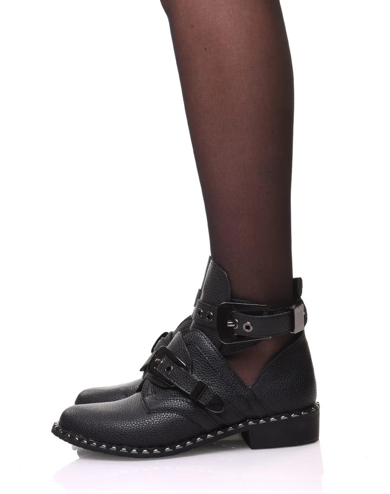 Bottines noires ajourées semelles cloutées