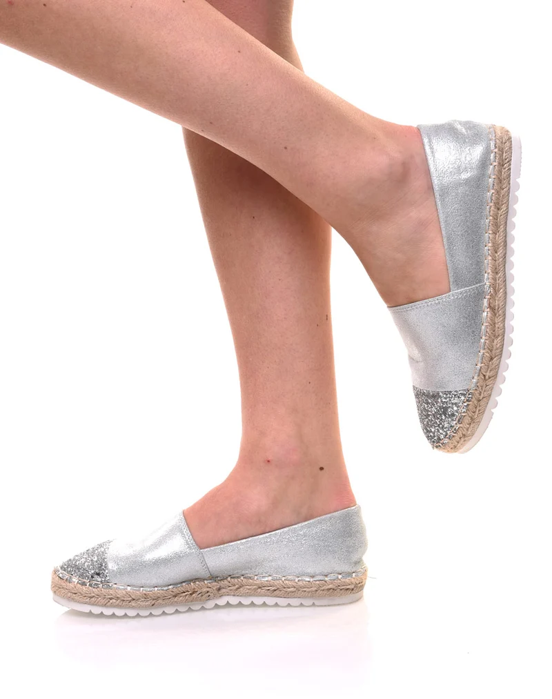 Espadrilles grises effet brillant