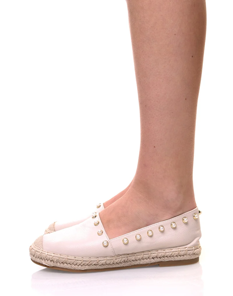 Espadrilles beiges ornées de perles