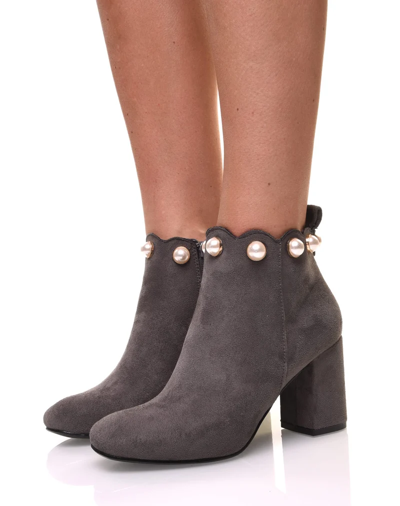 Bottines grises bordées de perles