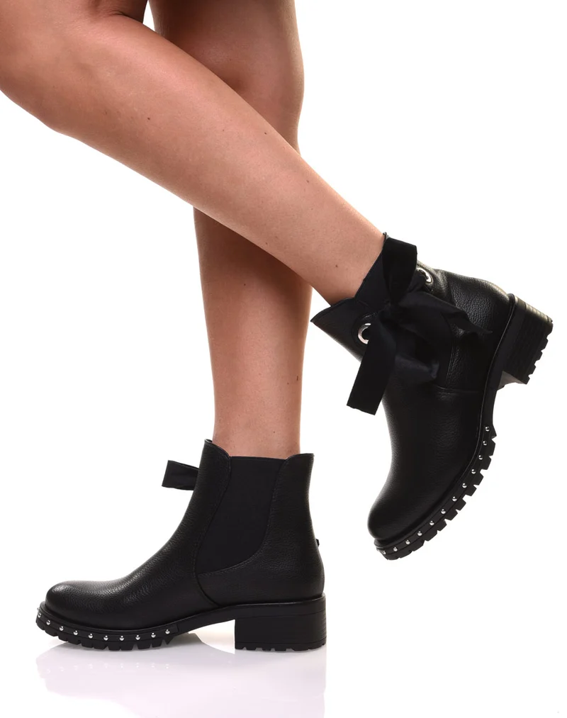 Bottines noires à noeud
