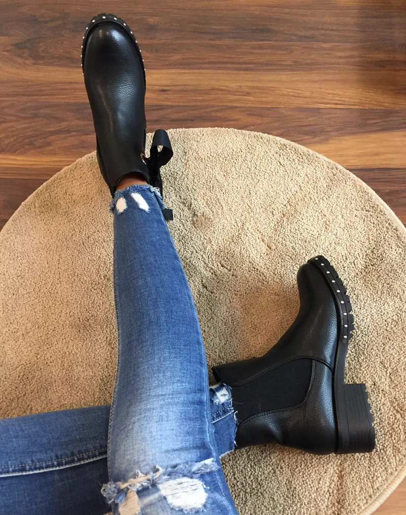 Bottines noires à noeud