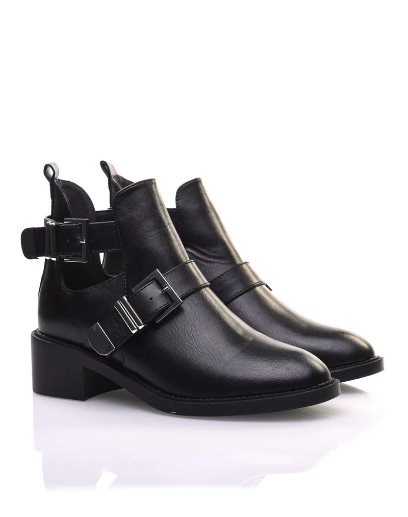 Bottines ajourées noires