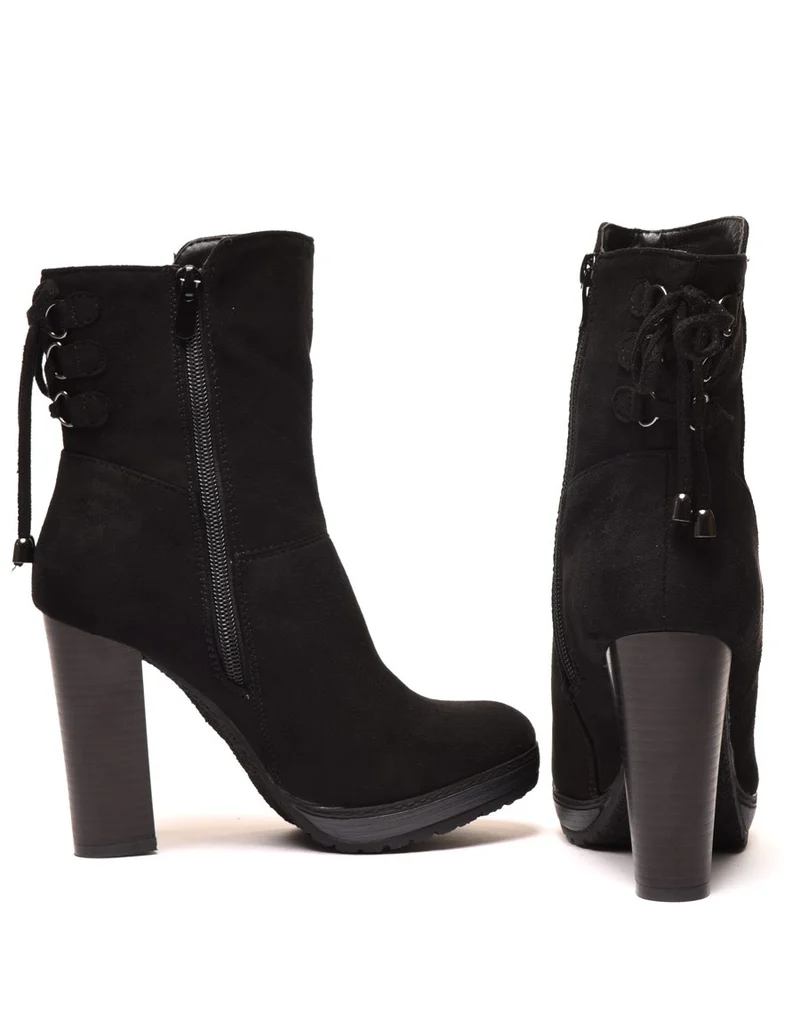 Bottines hautes noires à talons & lacet façon corset