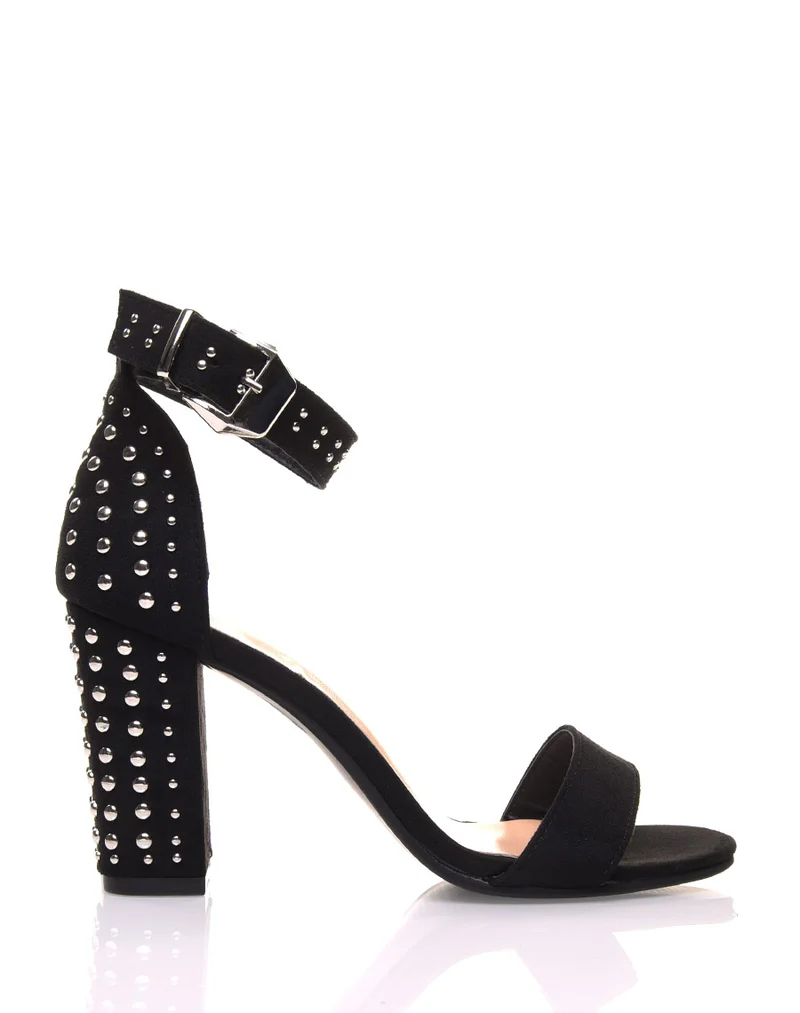 Sandales cloutées noires