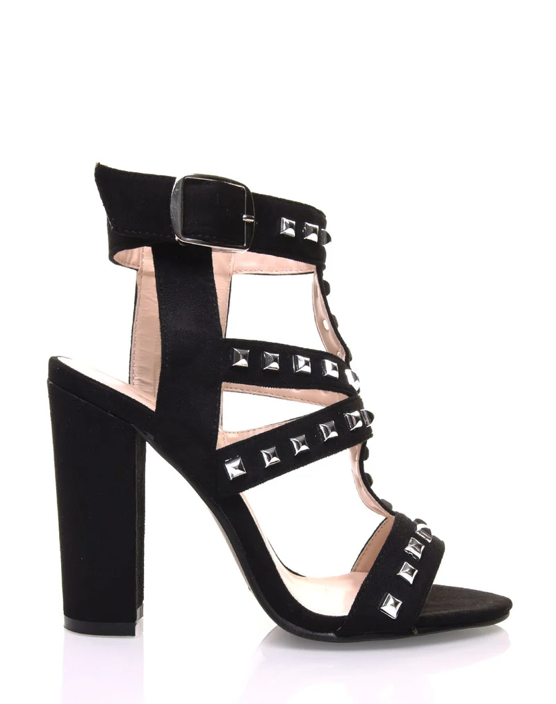 Sandales à talons hauts cloutées noires