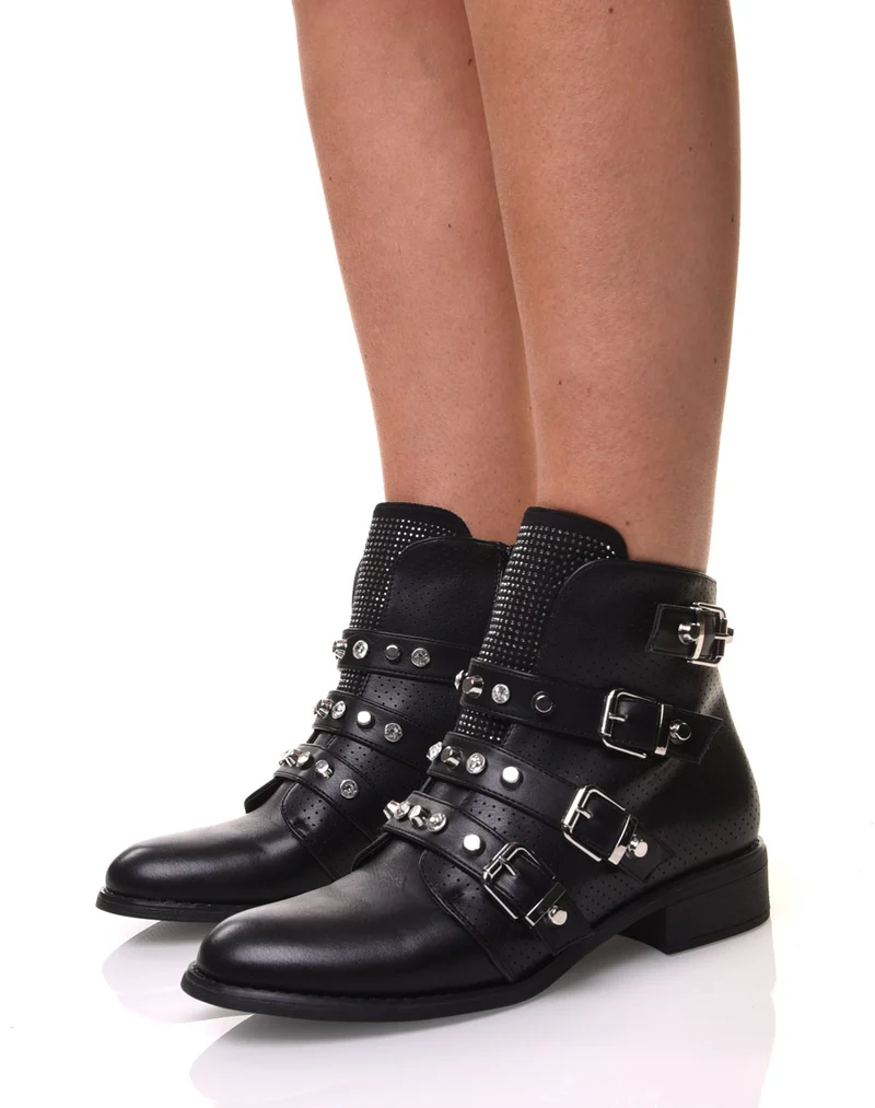 Bottines noires cloutées avec des strass