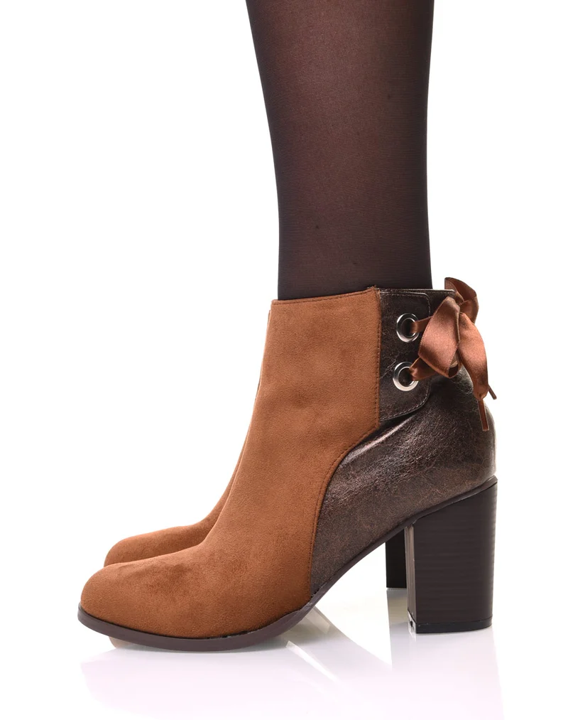 Bottines camel irisées à noeud