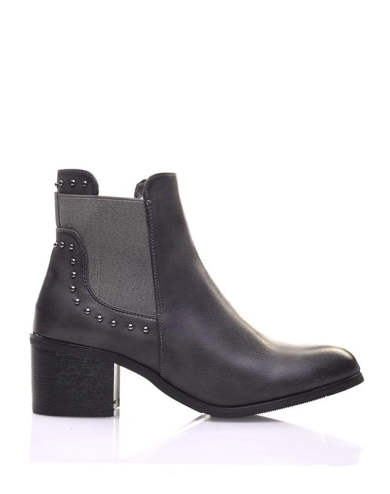 Chelsea boots grises cloutés à petits talons