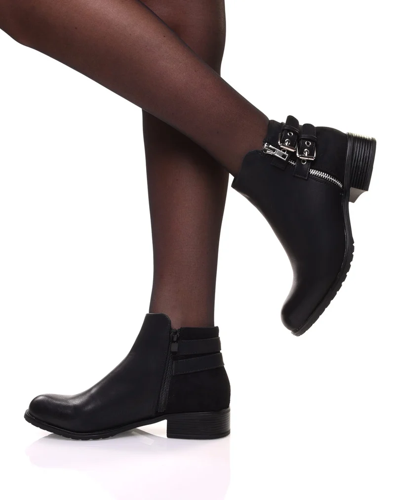 Bottines basses noires à sangles argentées