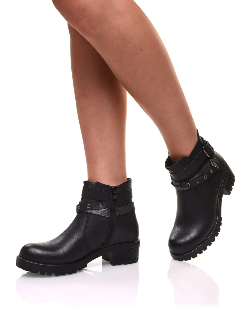 Bottines noires différentes lanières