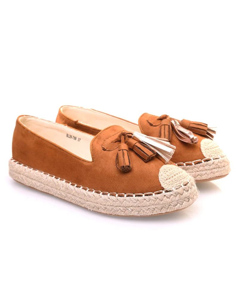 Espadrilles camel en suédine à pompons