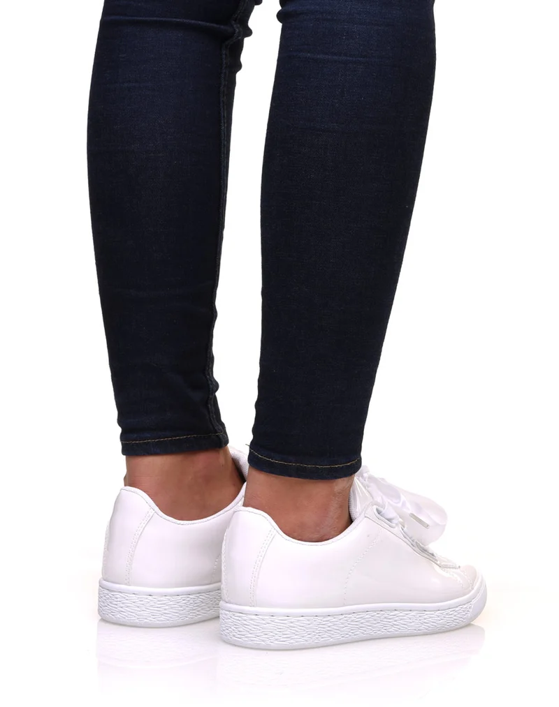 Baskets vernis blanches