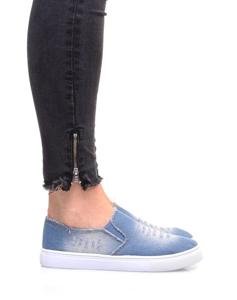 Tennis en jean bleu clair