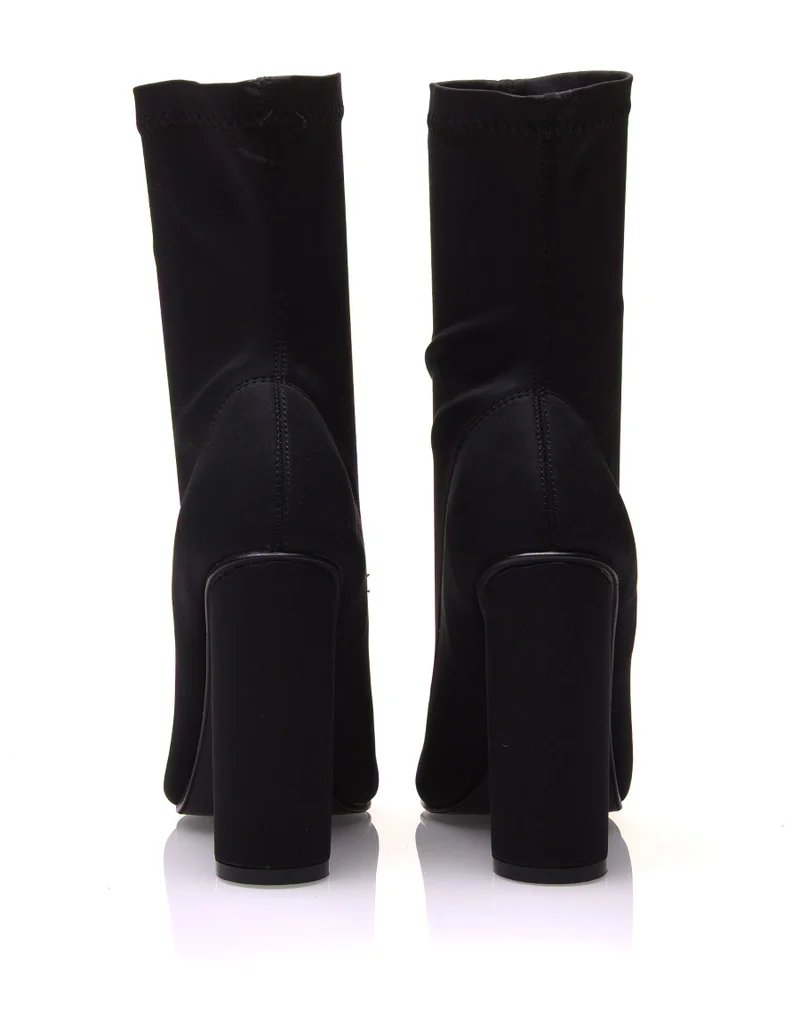 Bottines montantes noires à talons