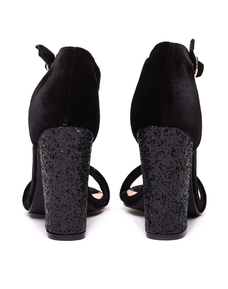 Sandales en velours noires à talons ornés de sequins