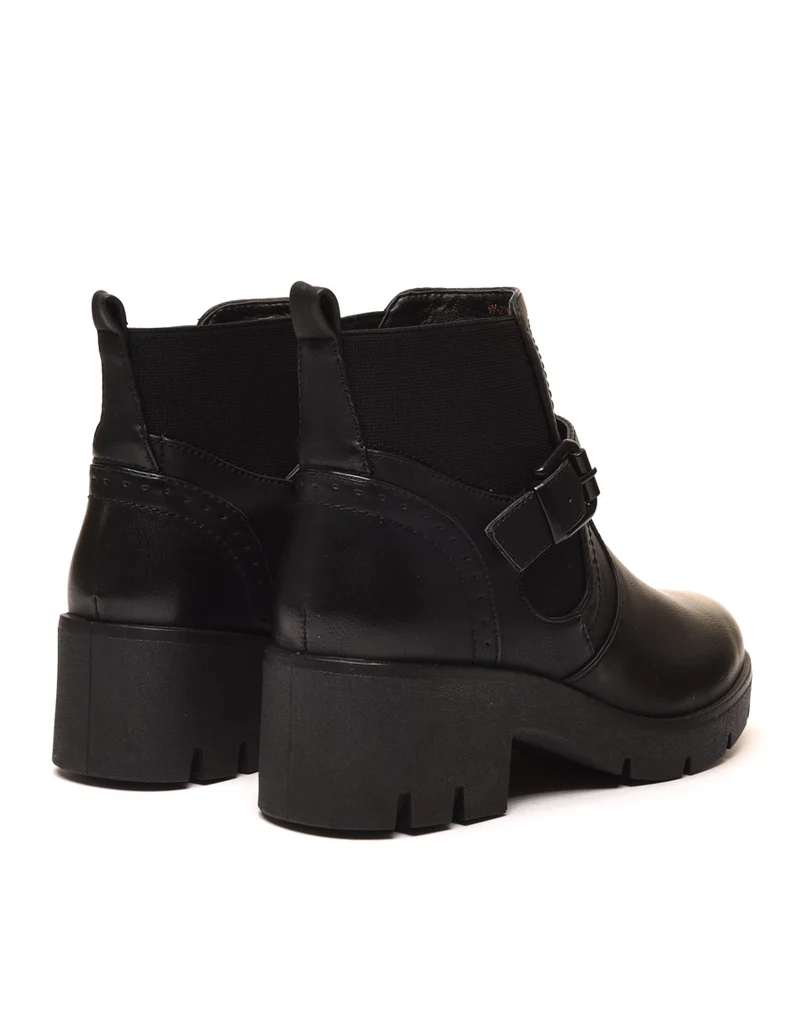 Bottines noire à détails décoratifs