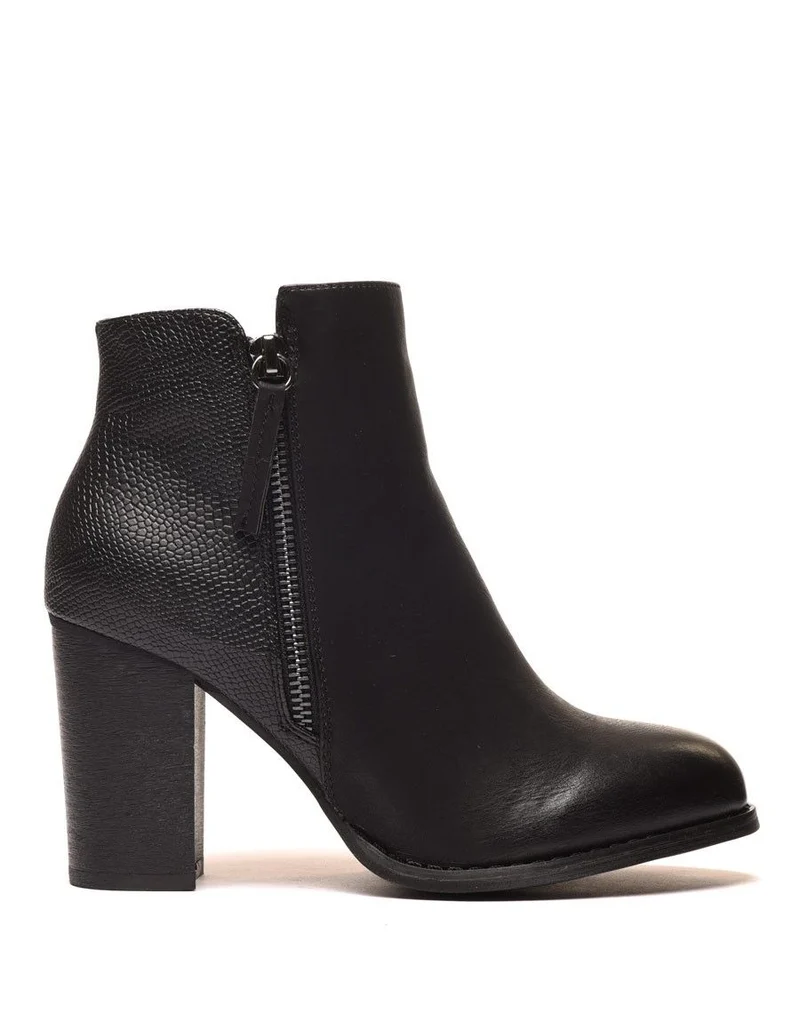 Bottines à talons noires avec motifs python