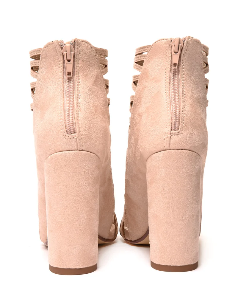 Sandales beiges à talons & multiples lanières croisées