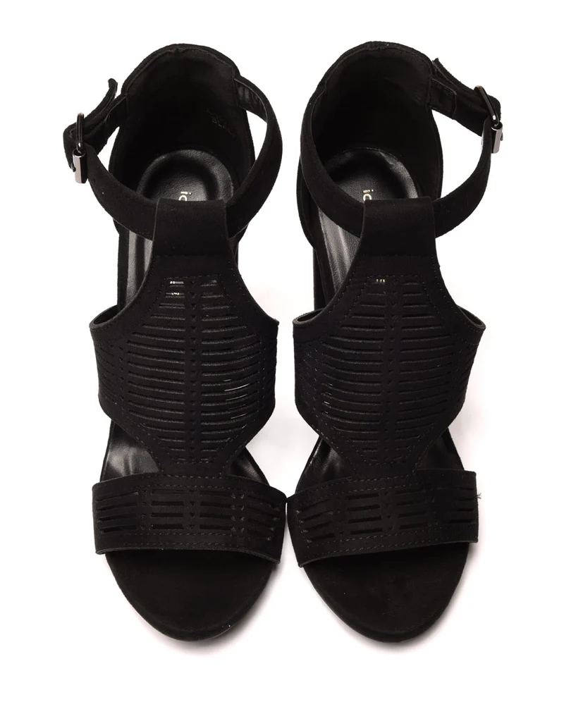Sandales noires en suédine à gros talons