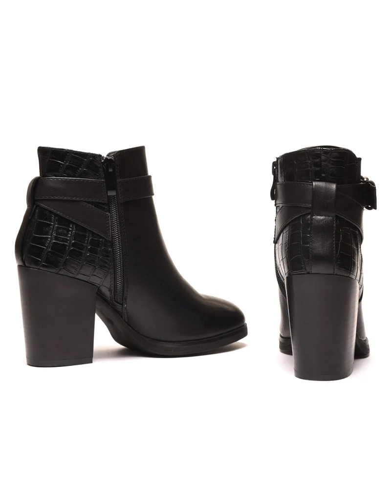 Bottines à talons noires avec lanière et détail crocodile