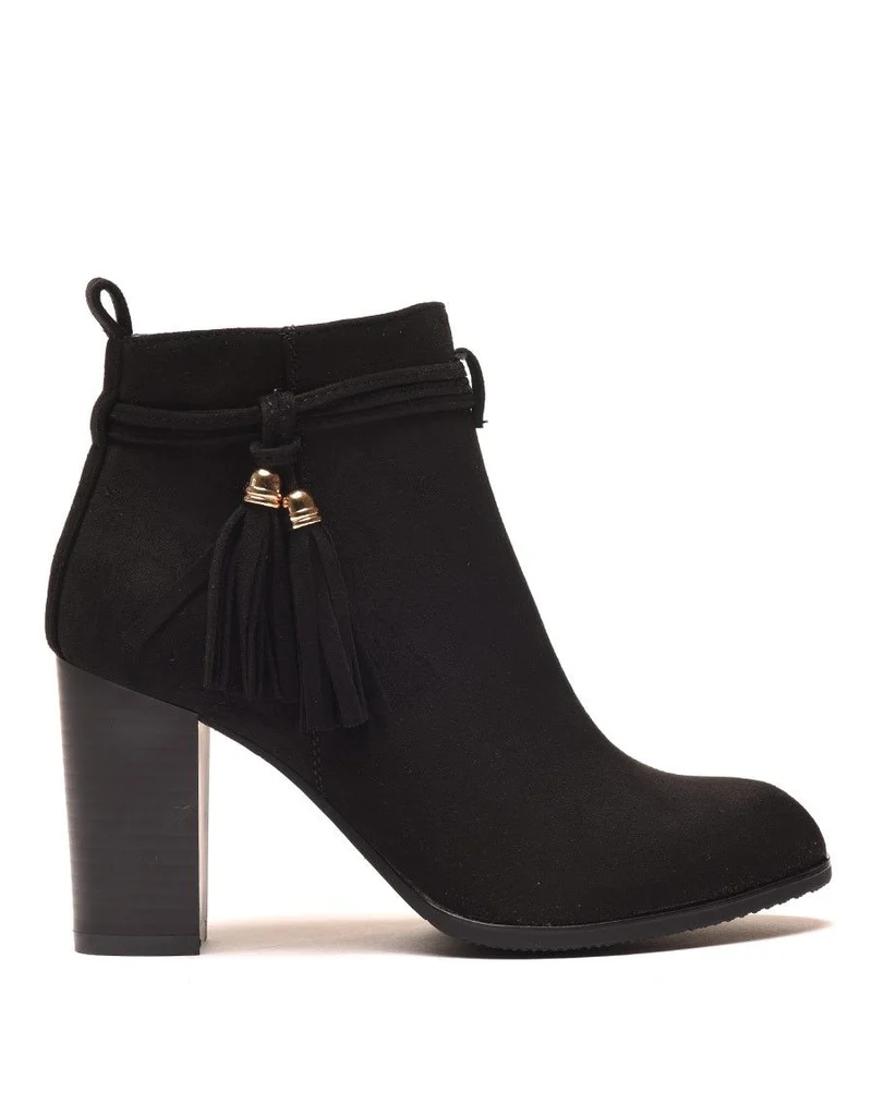 Bottines noires à talons & fines lanières