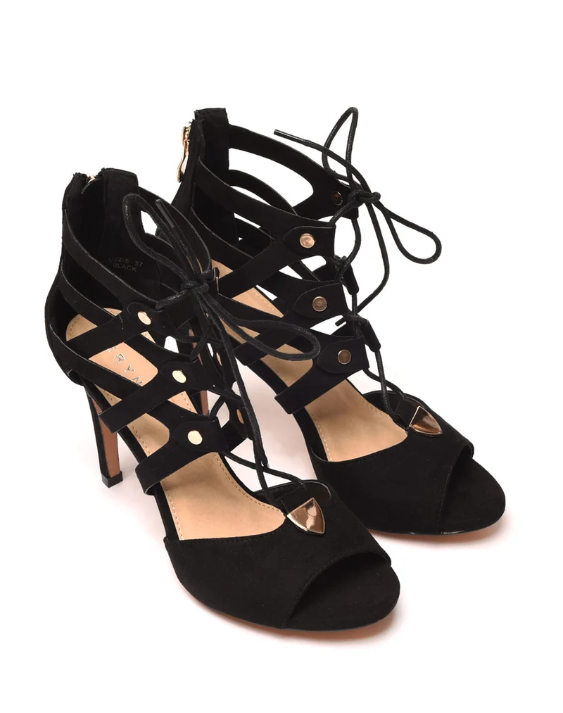 Escarpin noir à lacet