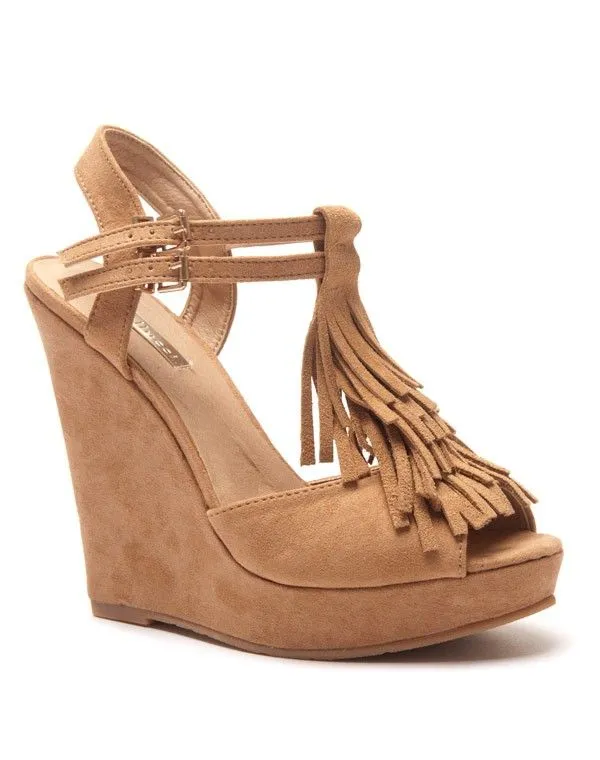 Sandale compensée camel avec franges à l'avant