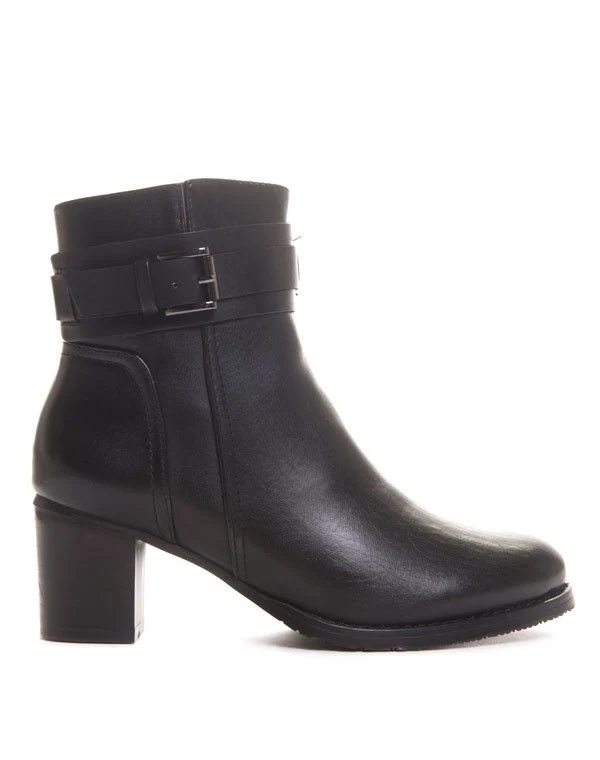 Bottine noire à talon