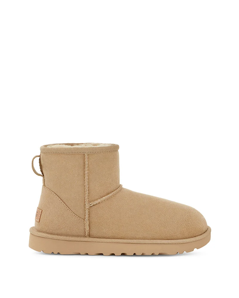 Boots classic mini ugg