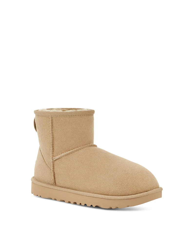Boots classic mini ugg