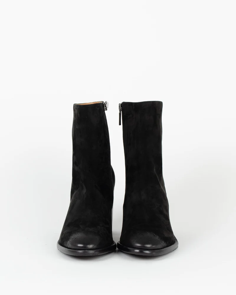 Boots jo ghost