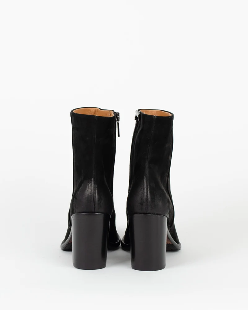 Boots jo ghost