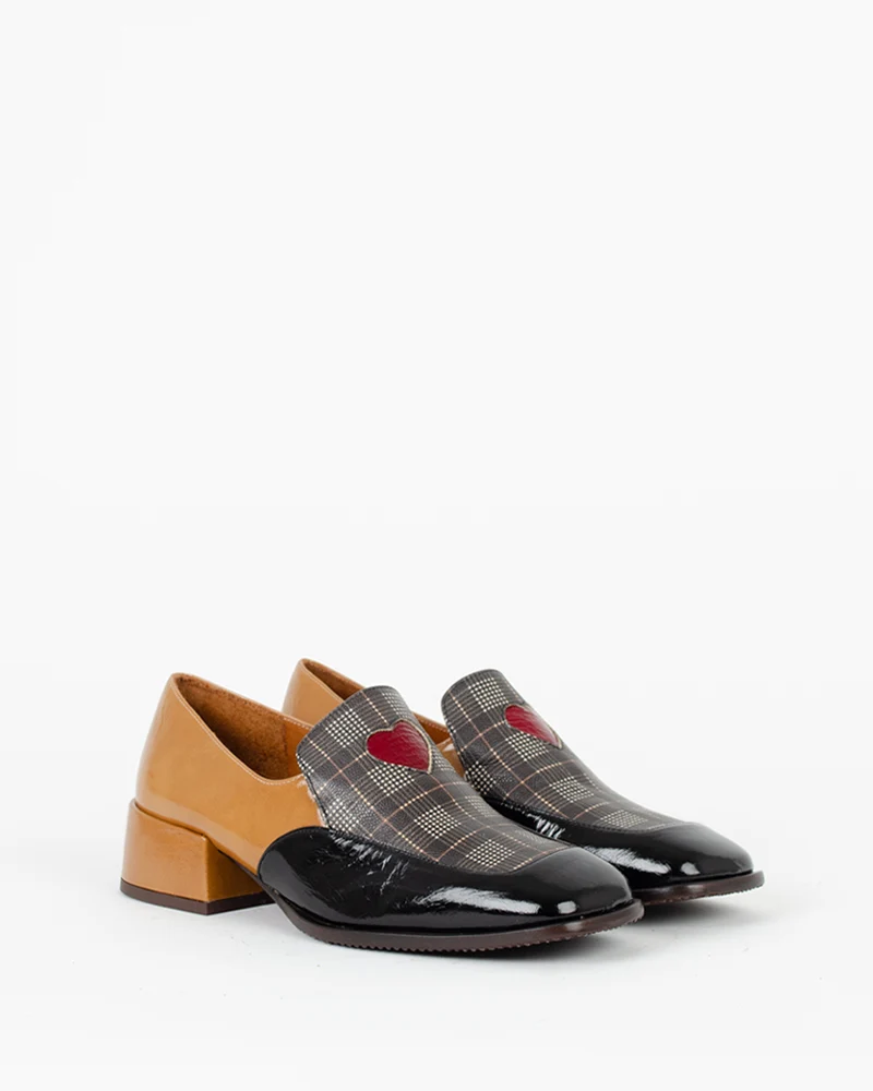 Mocassins chie mihara