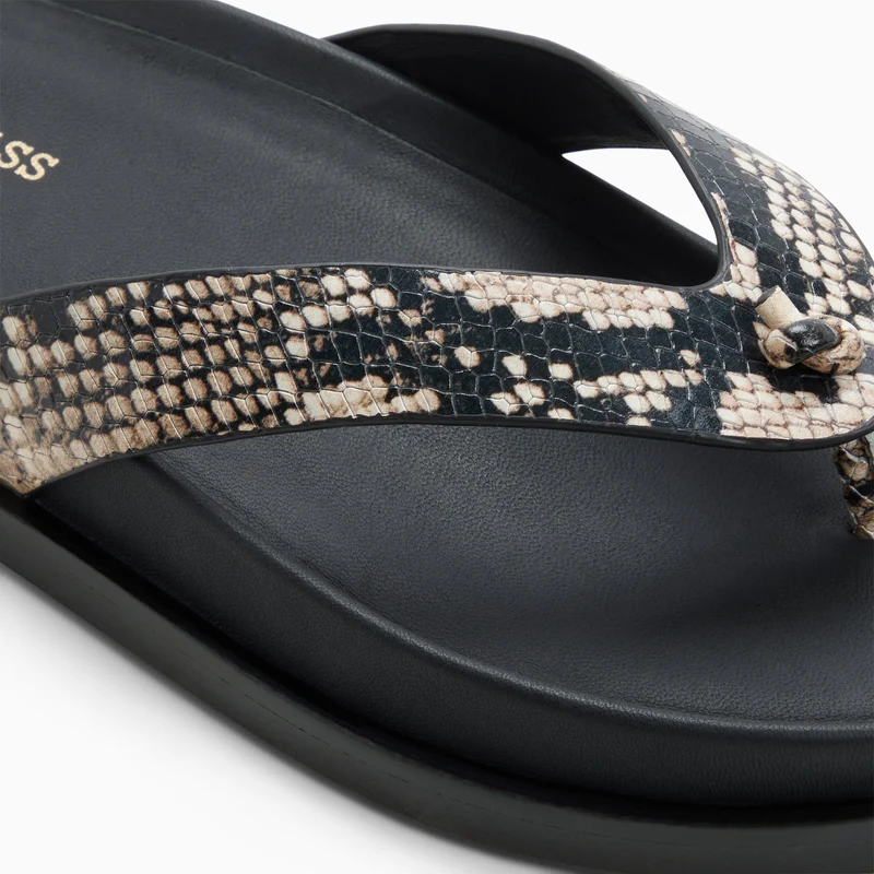 Women's Wynn Footbed Thong Sandal