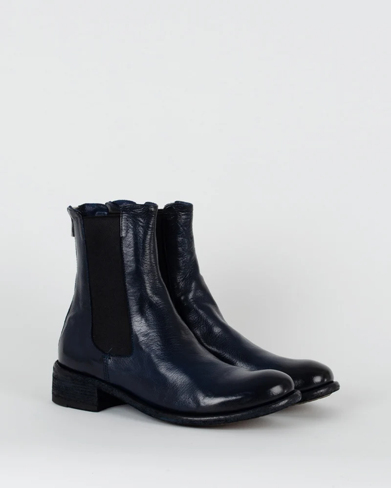 Boots officine creative